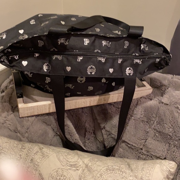 Pink zipper tote - Picture 2 of 6